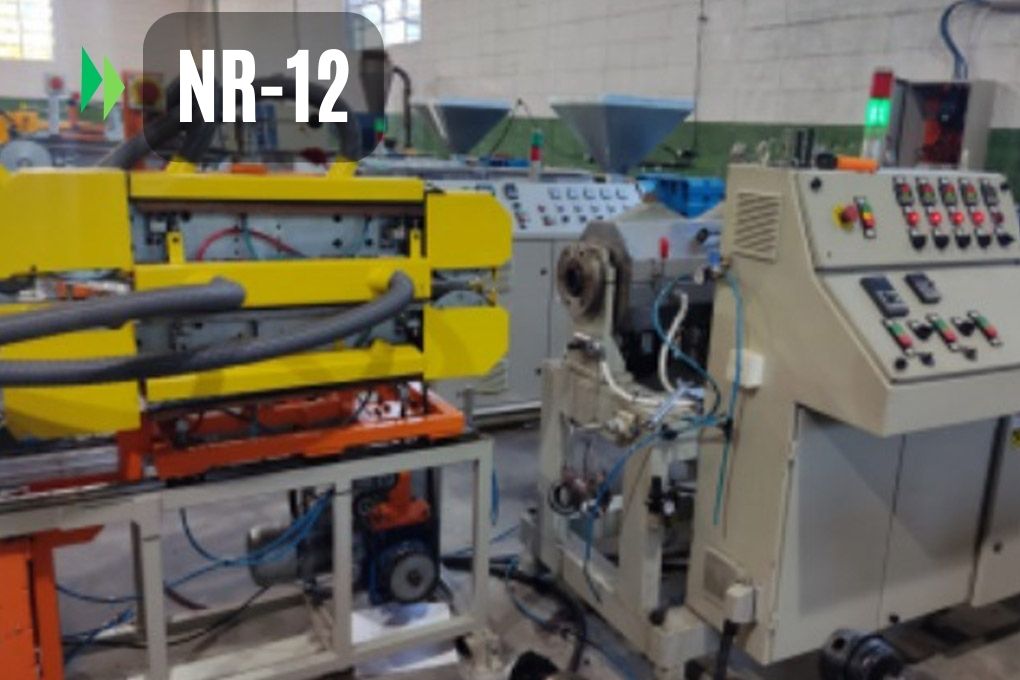 NR-12 Segurança No Manuseio De Máquinas e Equipamentos